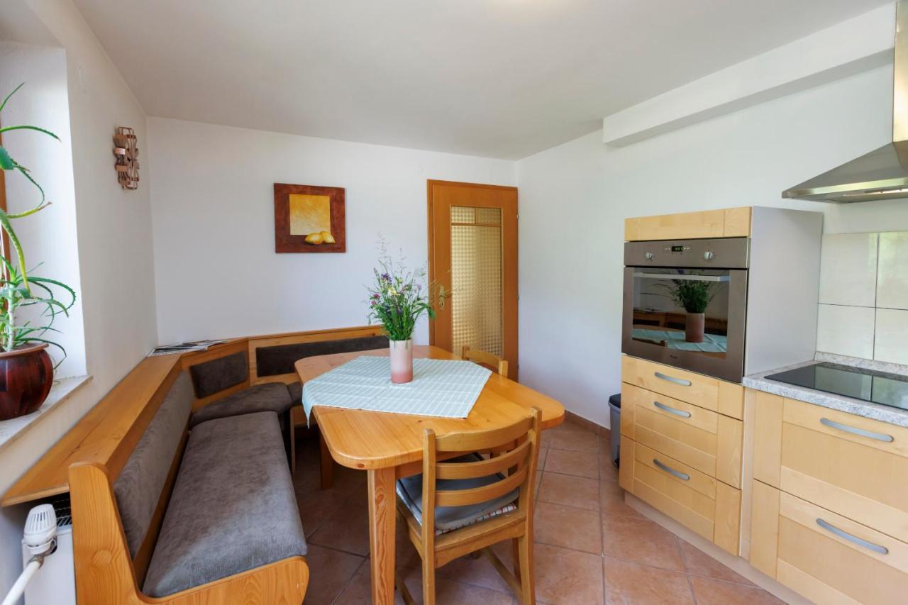 Апартаменты Apartmaji Pr' Brdarju Бохинь Экстерьер фото